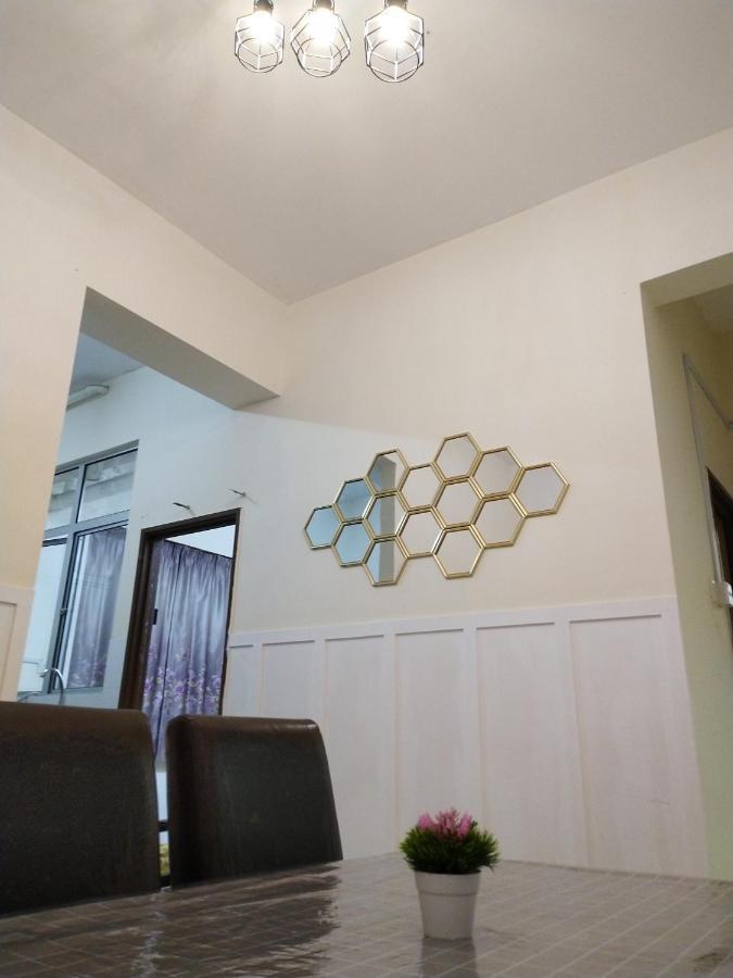 Homestay Kuala Terengganu Near Batu Burok, Hospital Hsnz, Ktcc Mall, Drawbridge A المظهر الخارجي الصورة